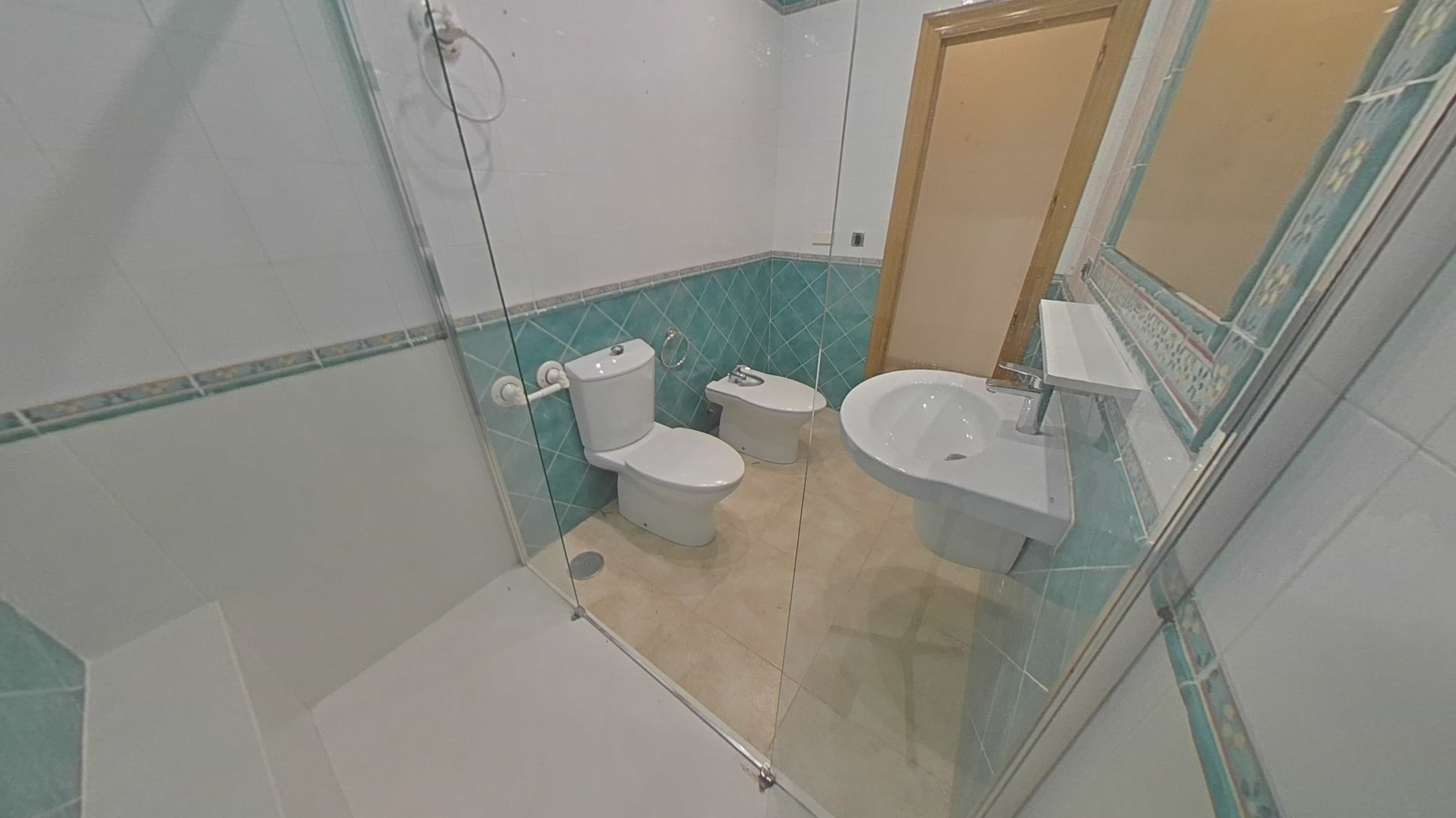 Espaçoso Apartamento T3 em Torrevieja, Alicante - Image 50