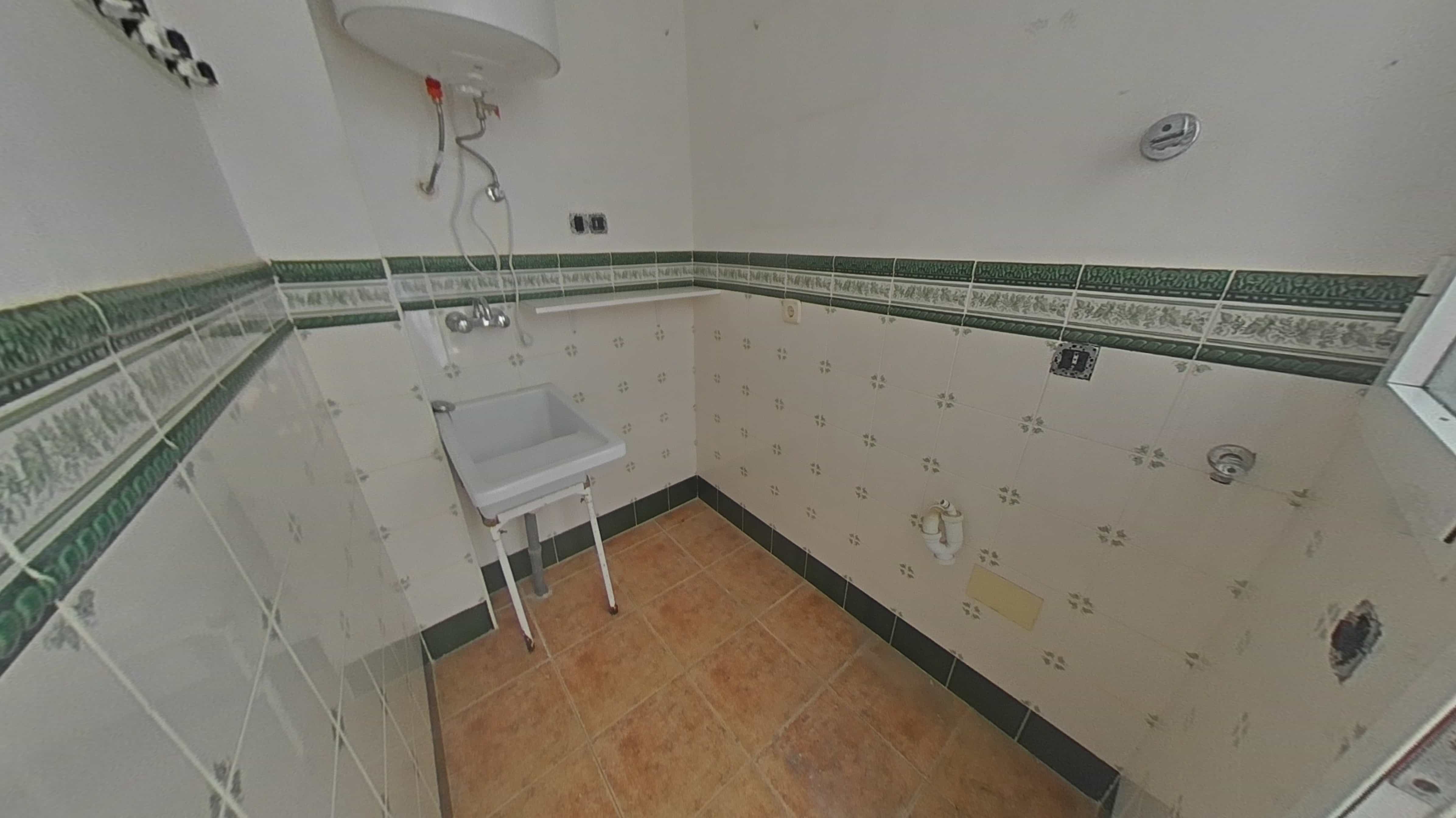 Espaçoso Apartamento T3 em Torrevieja, Alicante - Image 17