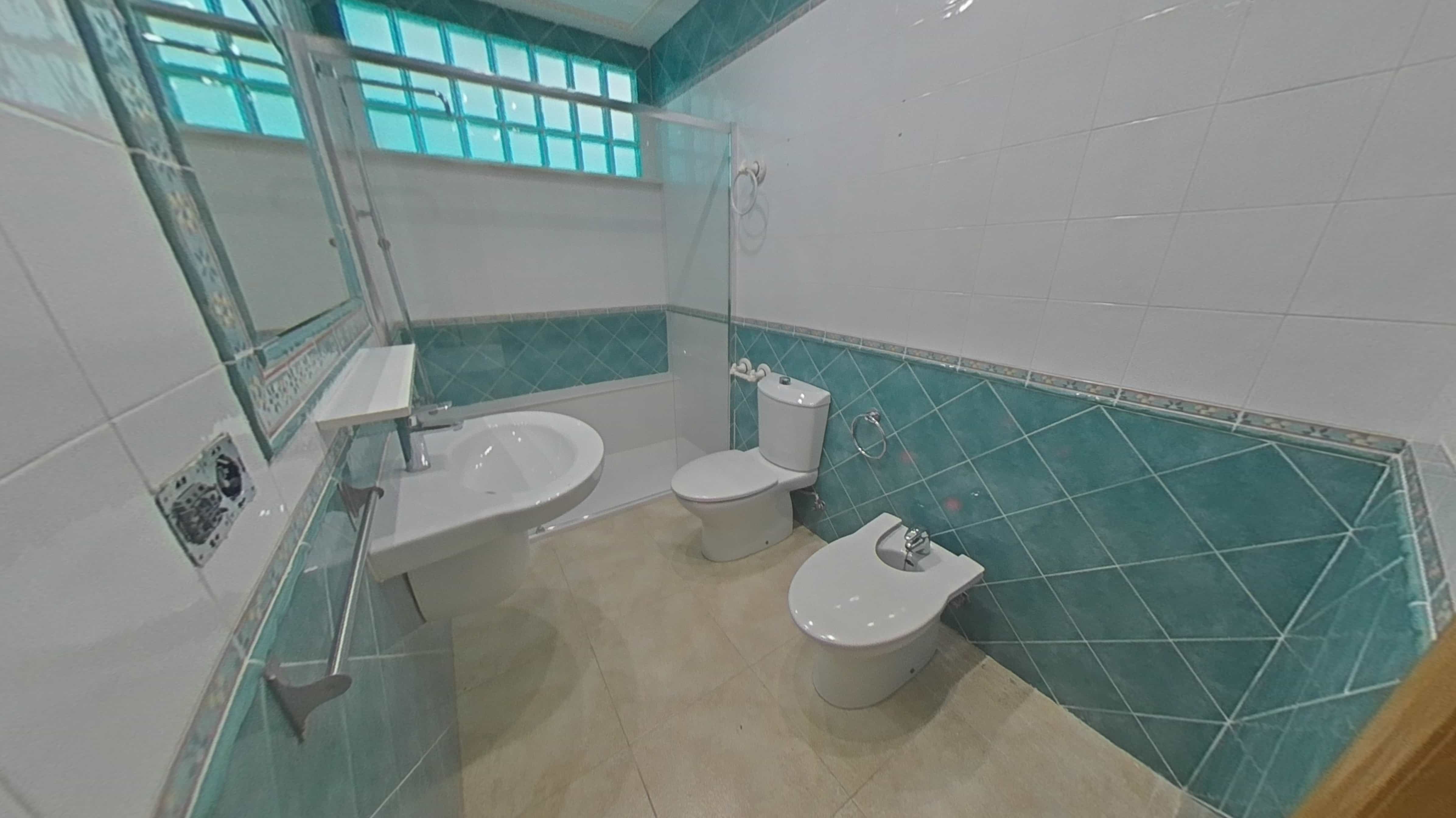 Espaçoso Apartamento T3 em Torrevieja, Alicante - Image 49