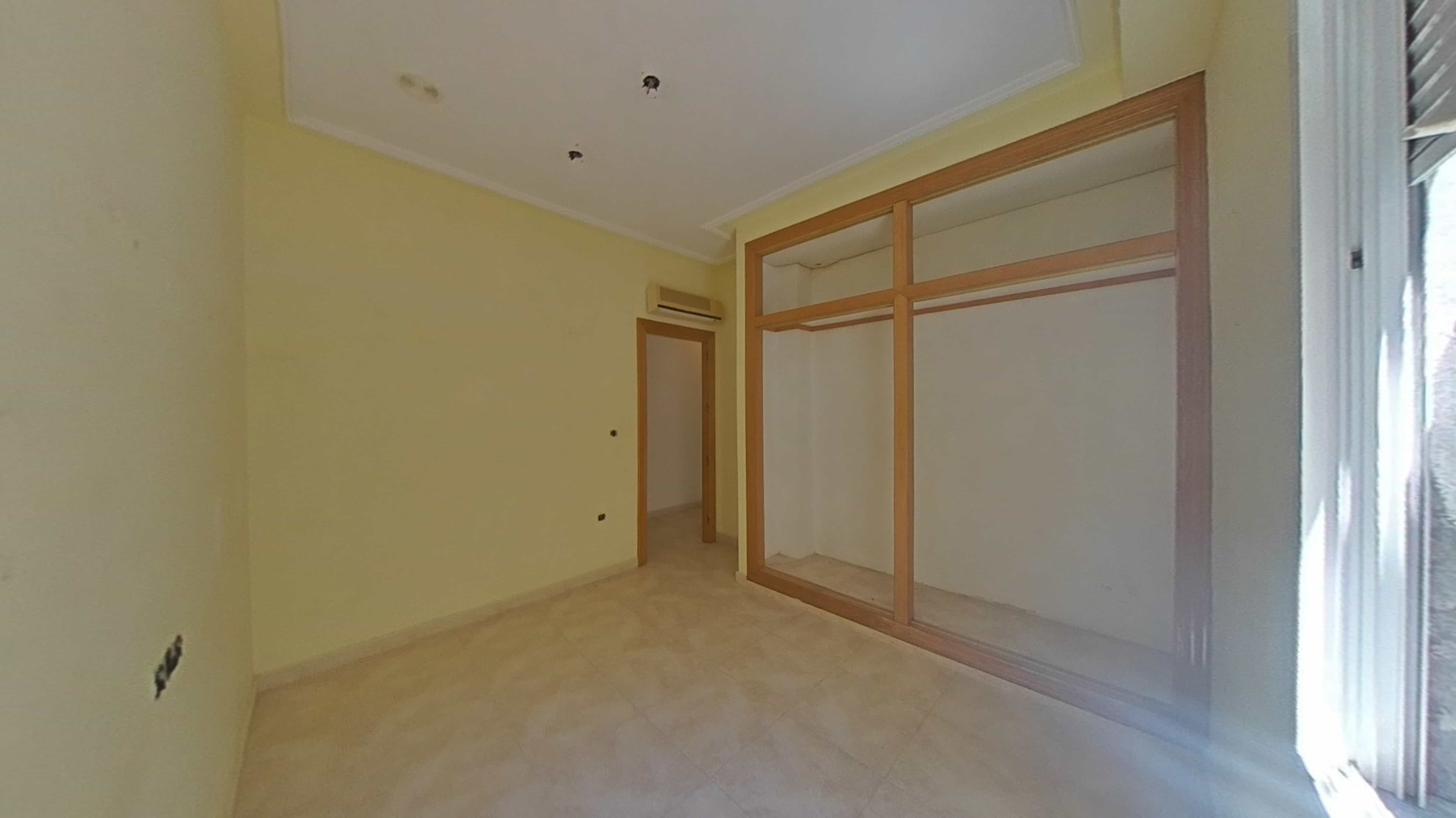 Espaçoso Apartamento T3 em Torrevieja, Alicante - Image 41