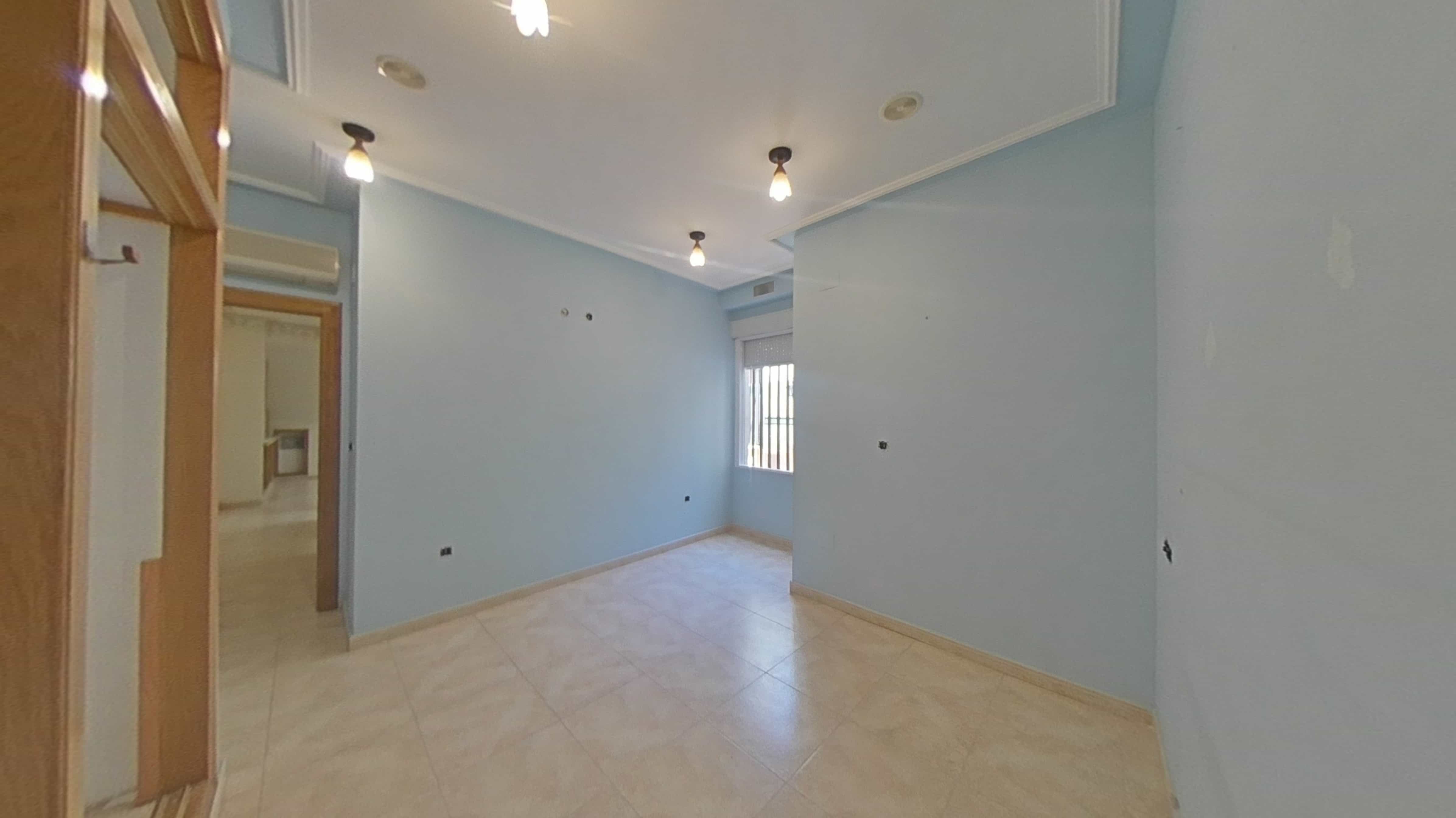 Espaçoso Apartamento T3 em Torrevieja, Alicante - Image 38