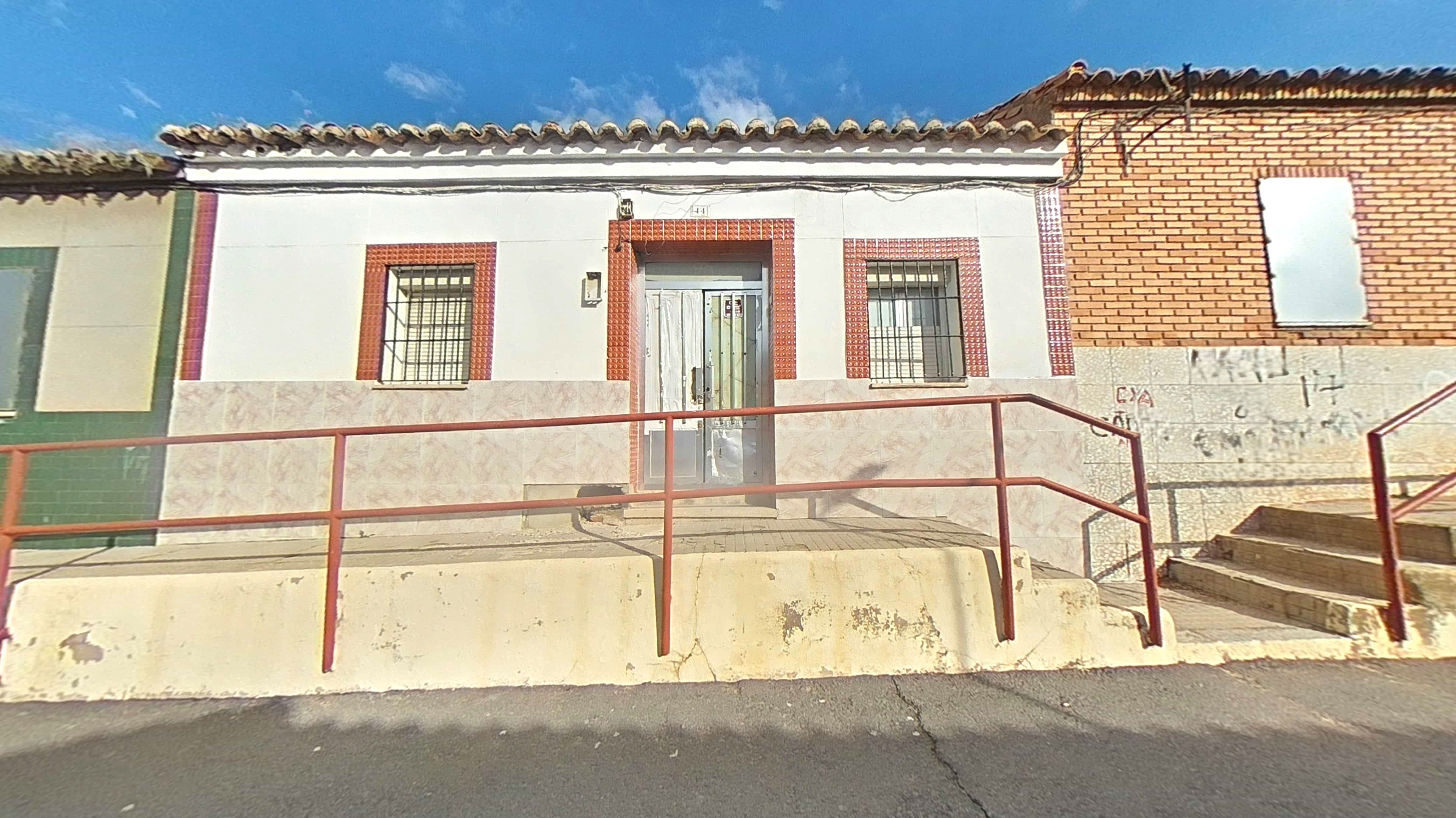 Casa independiente en Perfecto Holgado