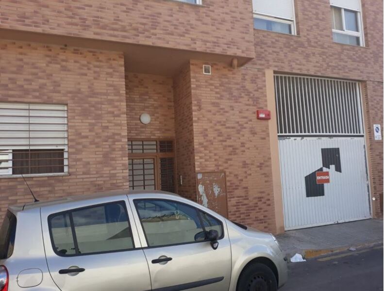 Garaje en Dulzaineros Leones Almedi