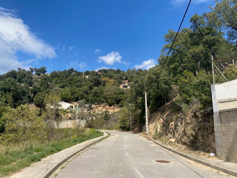 undefined - Image 1