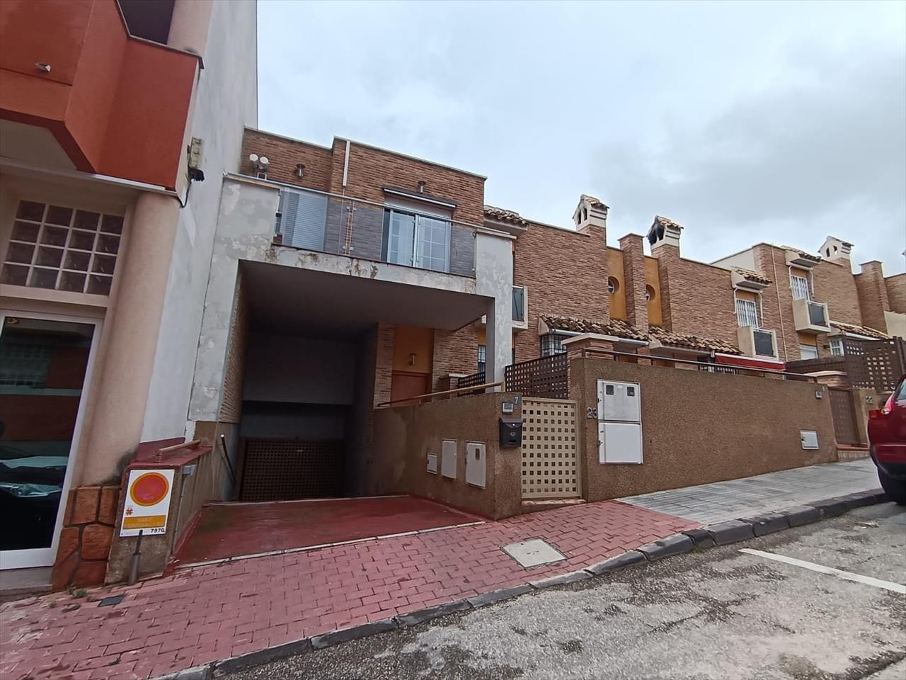 Garaje en Monseñor Fco Gil Hellin