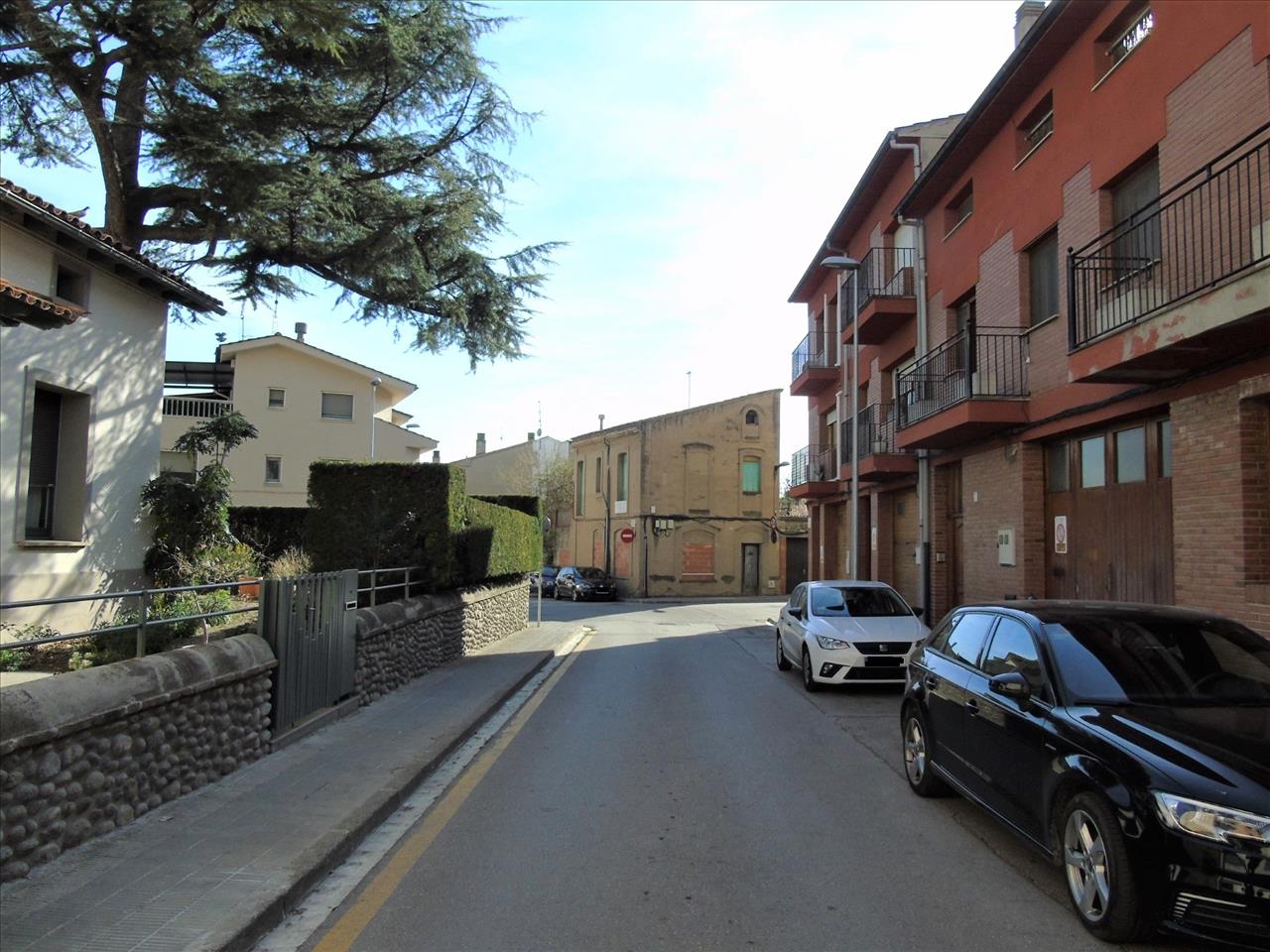  - Image 12