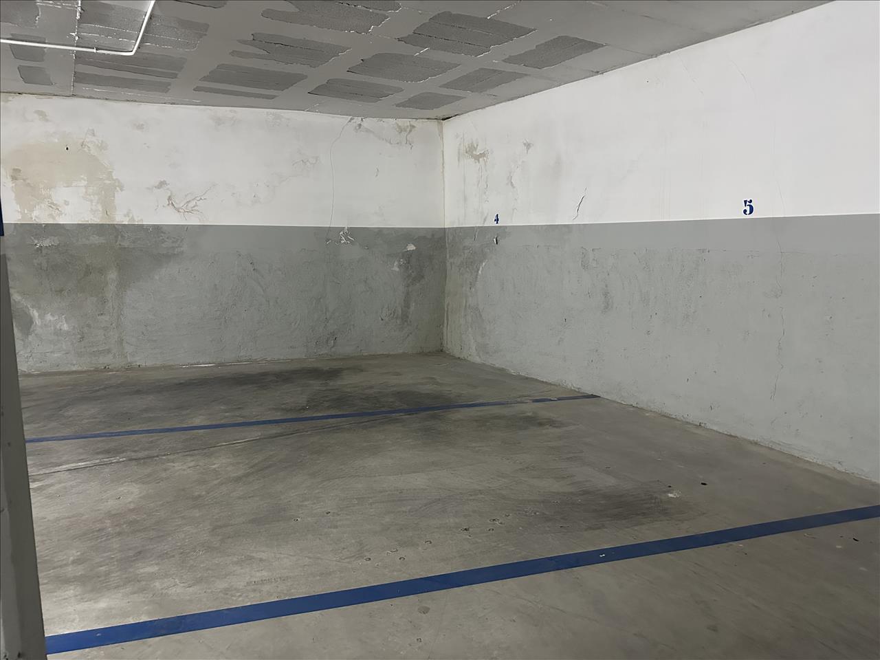 undefined - Image 4