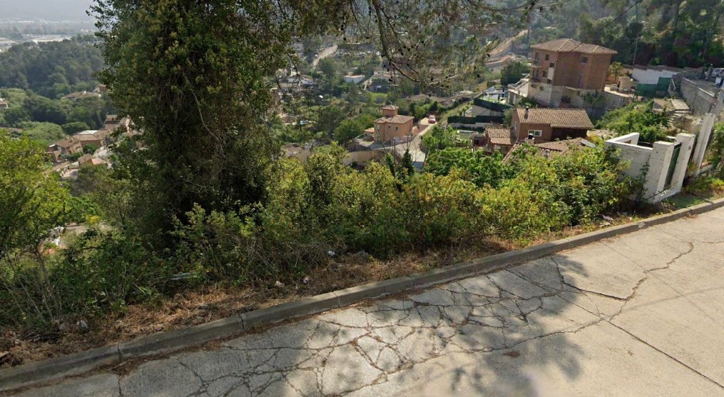 undefined - Image 1