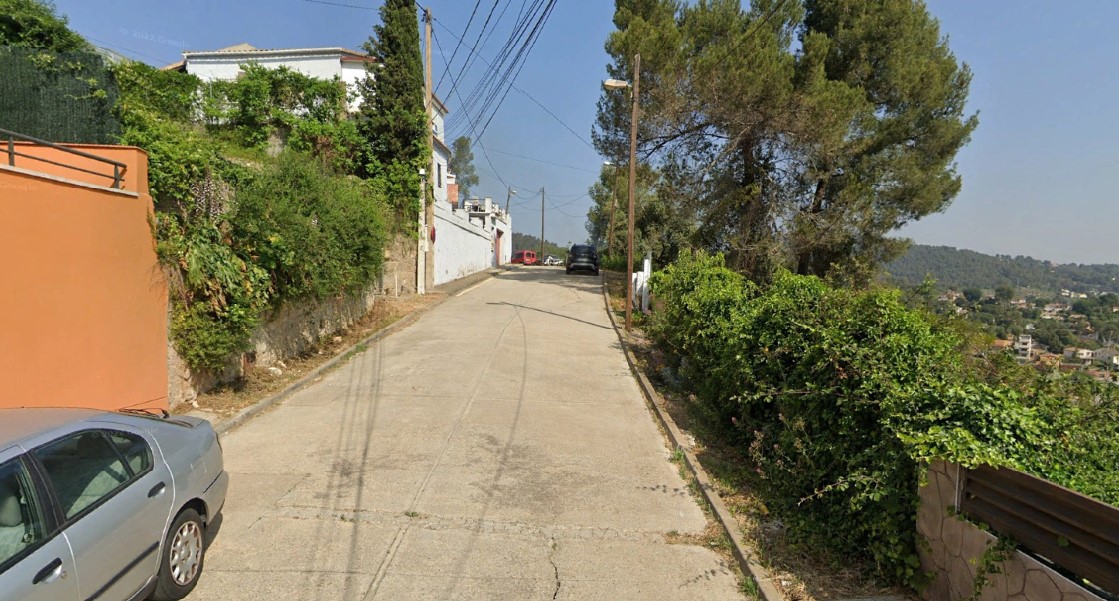 undefined - Image 6