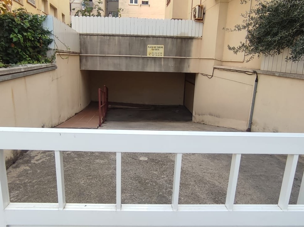 undefined - Image 9