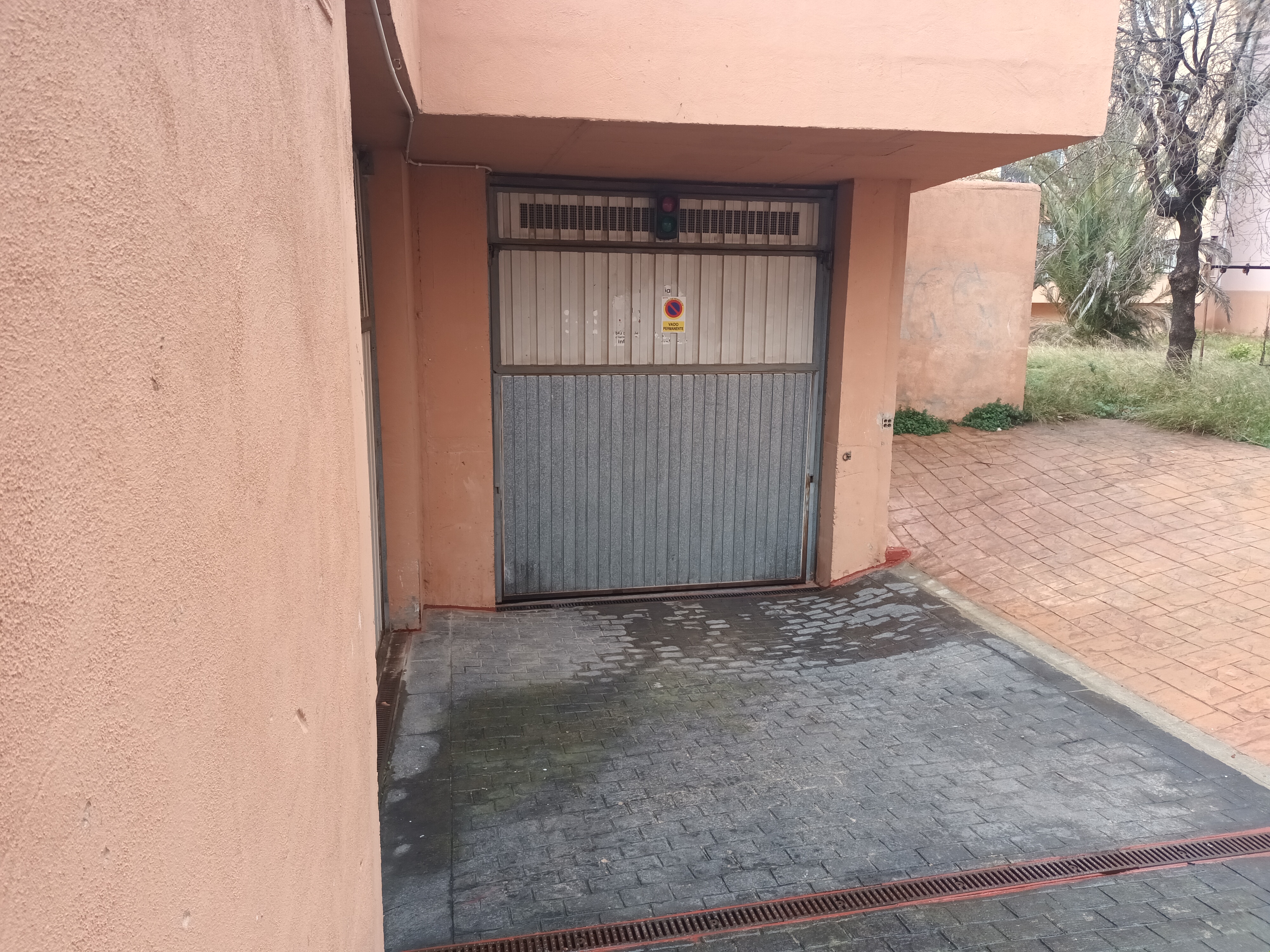 undefined - Image 1