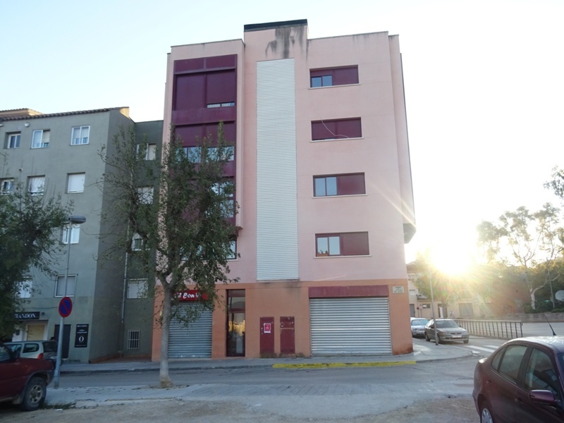 undefined - Image 4