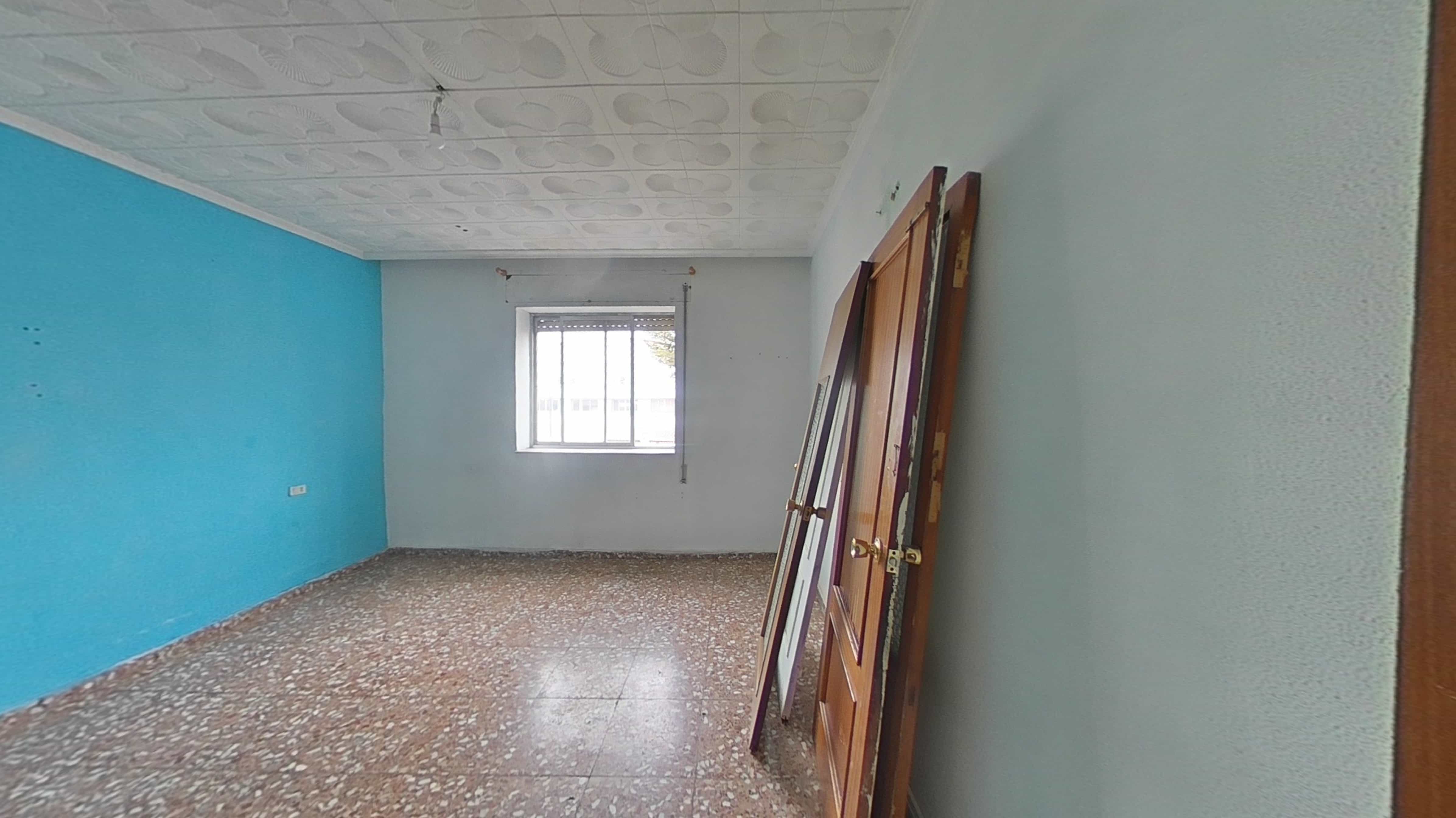 undefined - Image 9