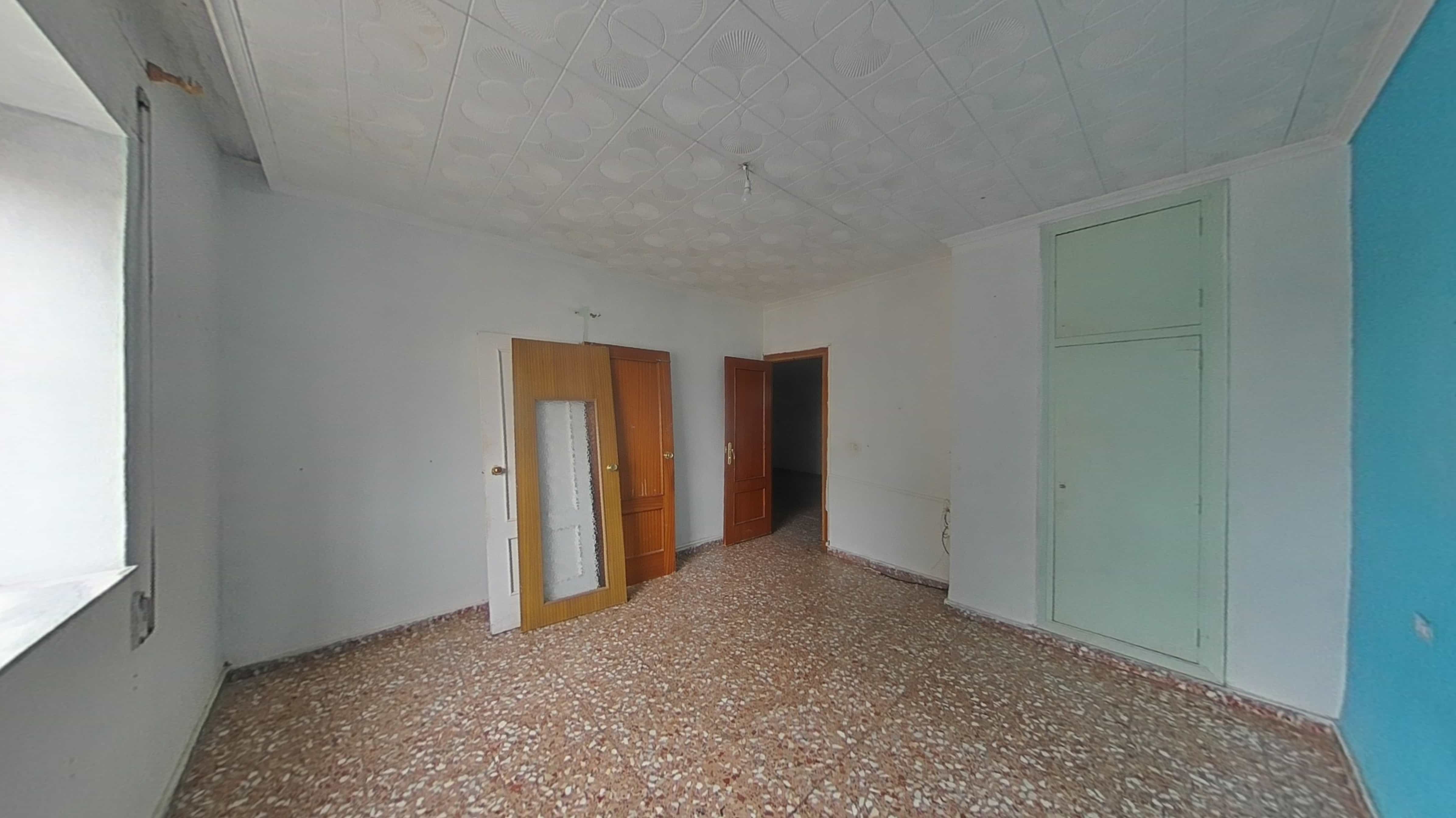 undefined - Image 13