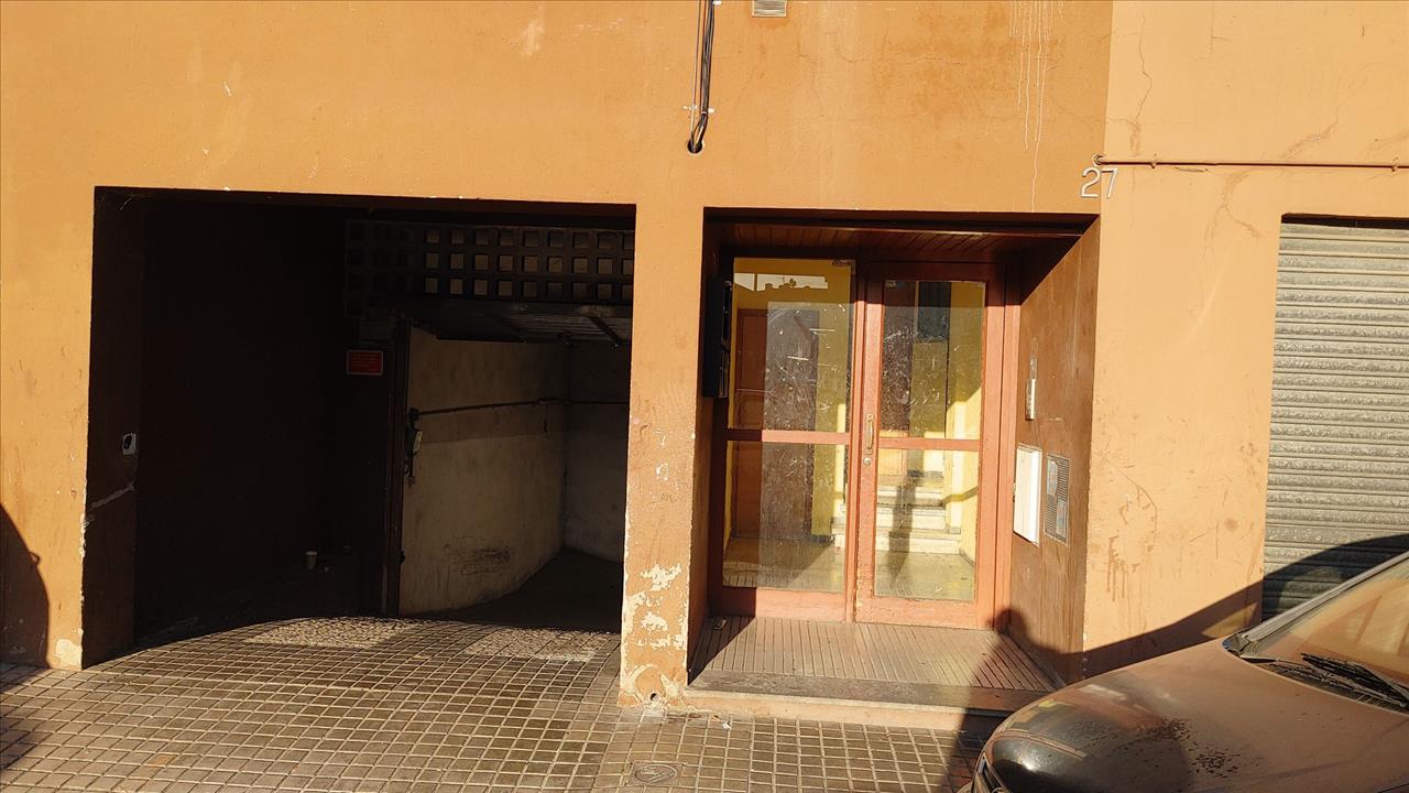  - Image 3