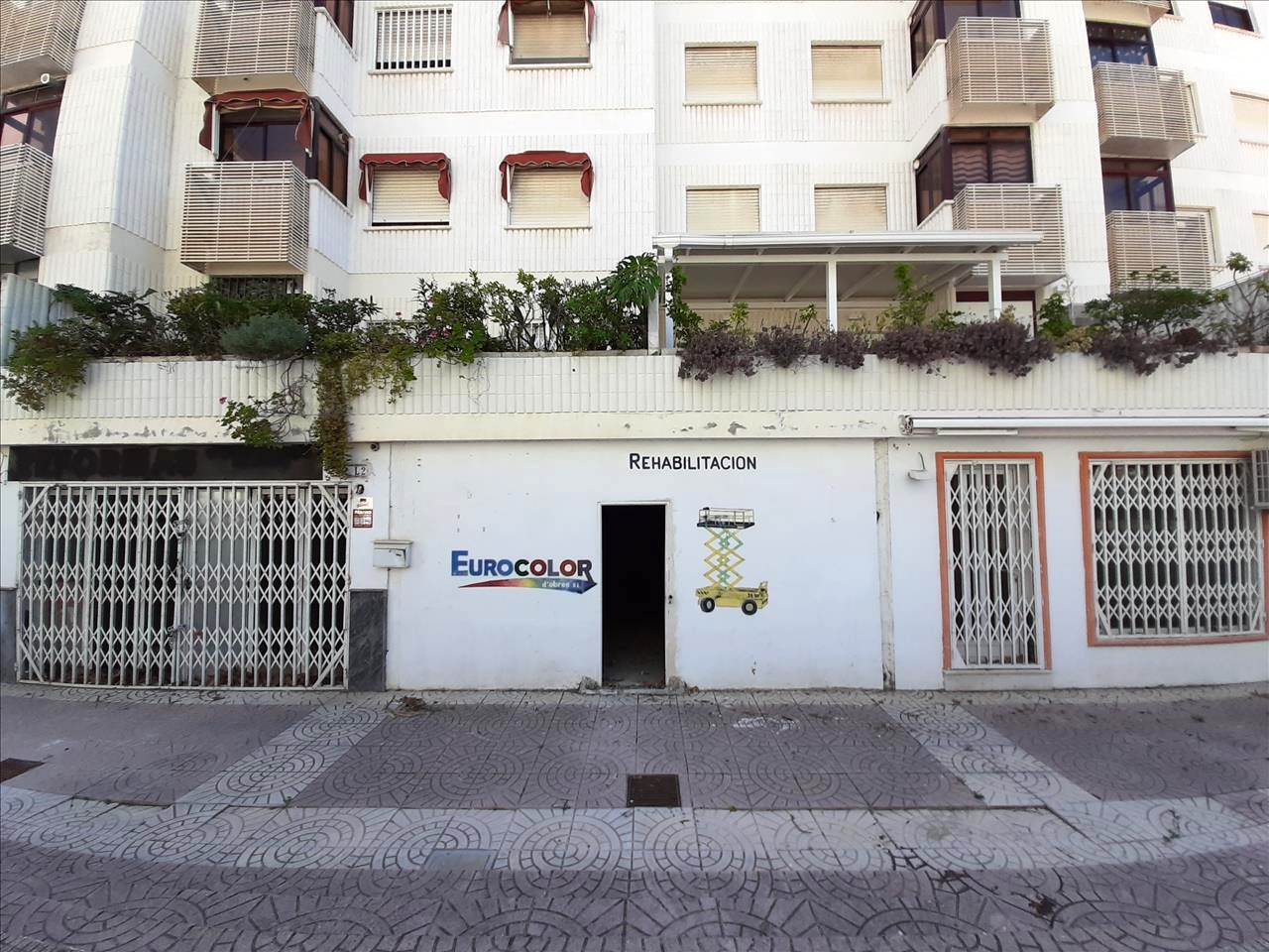 undefined - Image 1