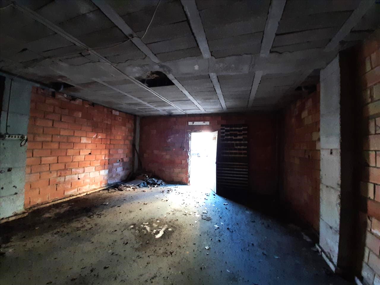 undefined - Image 3