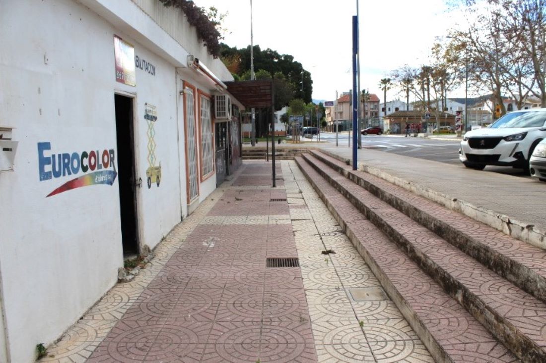 undefined - Image 8