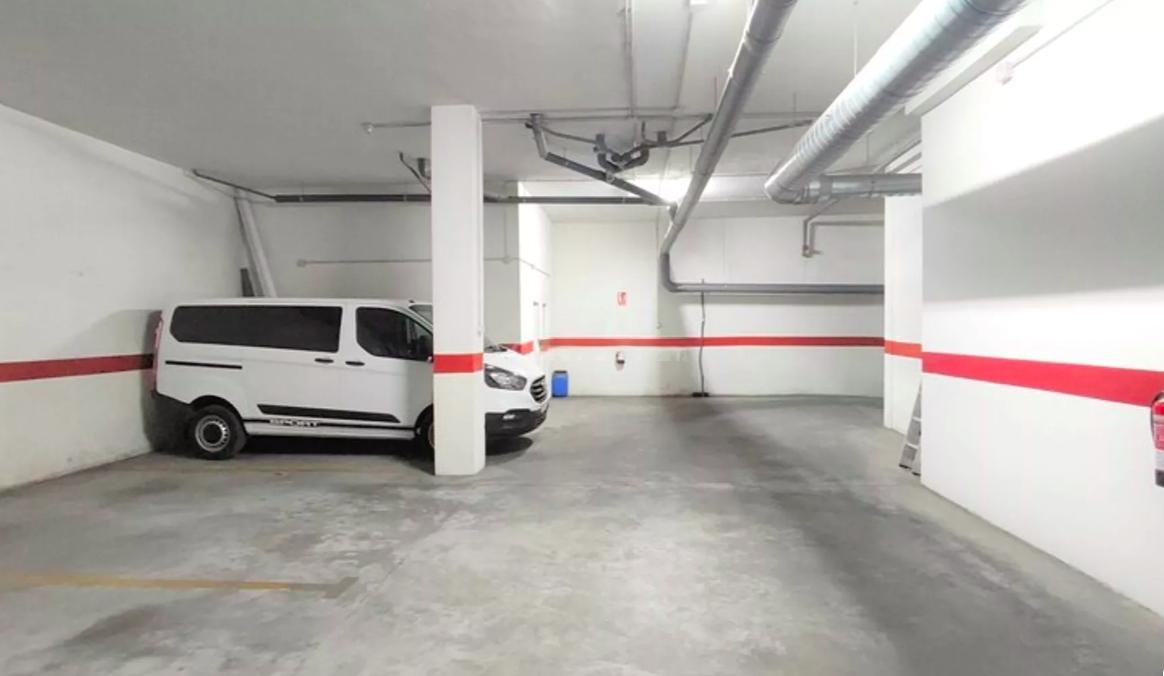 Estúdio Aconchegante em Petrer, Alicante - 34m² por 5200€ - Image 6