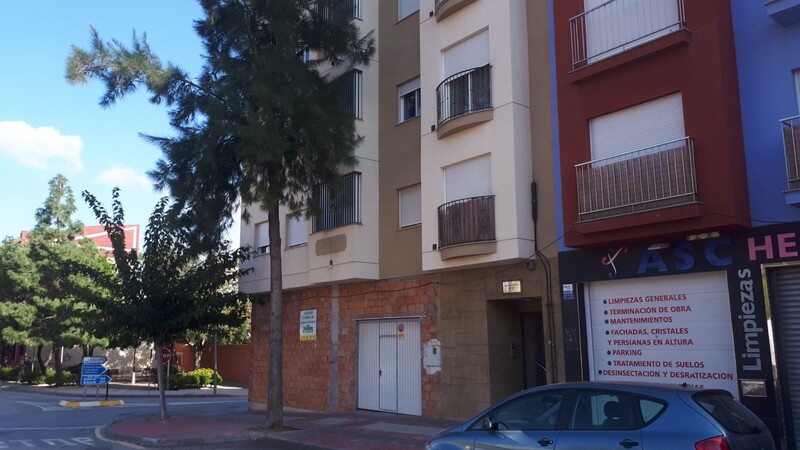 Garaje en Gines Campos