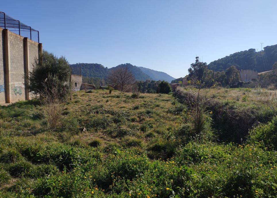 Suelo en Serra, Valencia/València