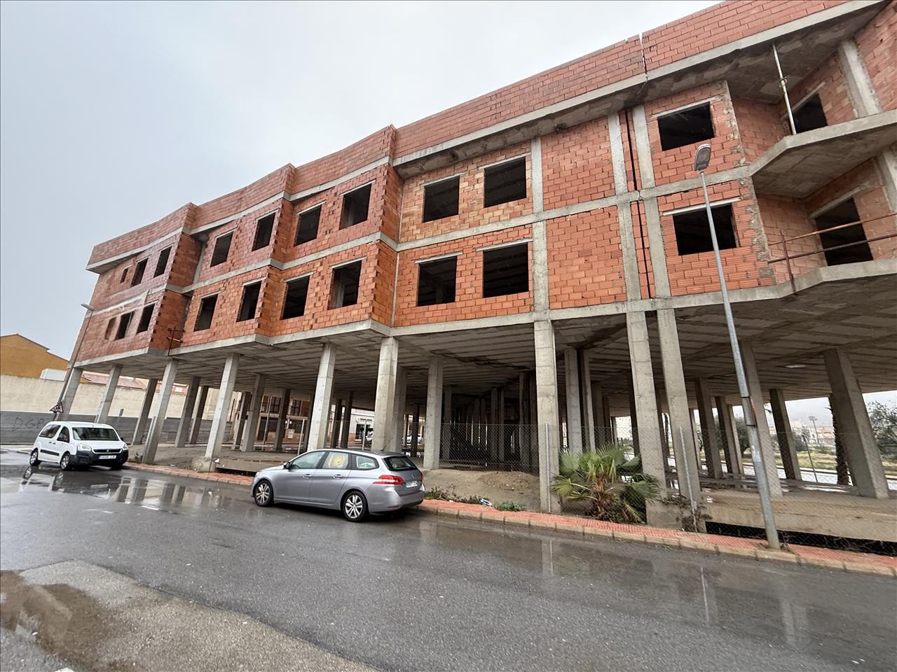 Promoción inacabada en Javalí Viejo