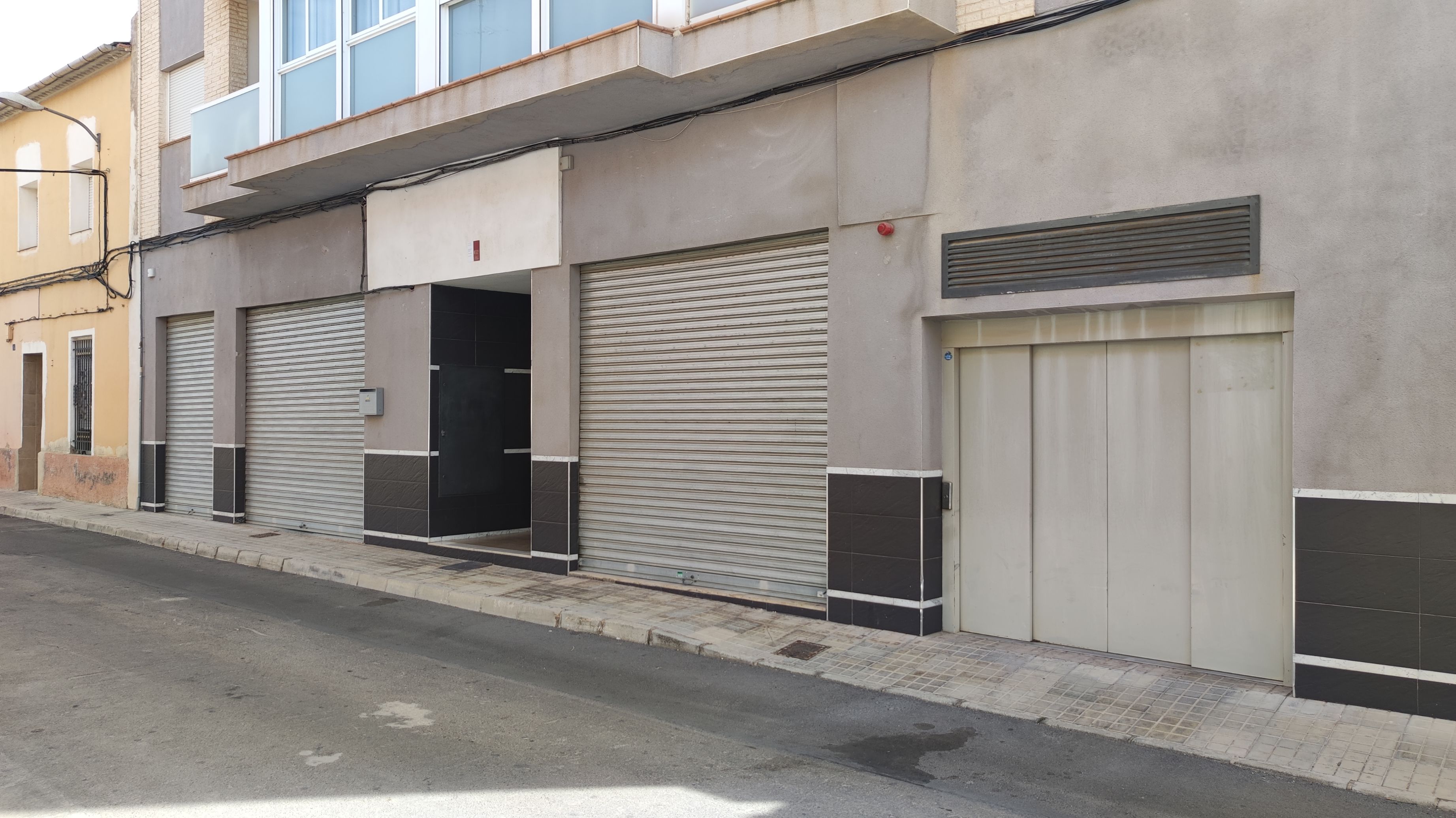 undefined - Image 6