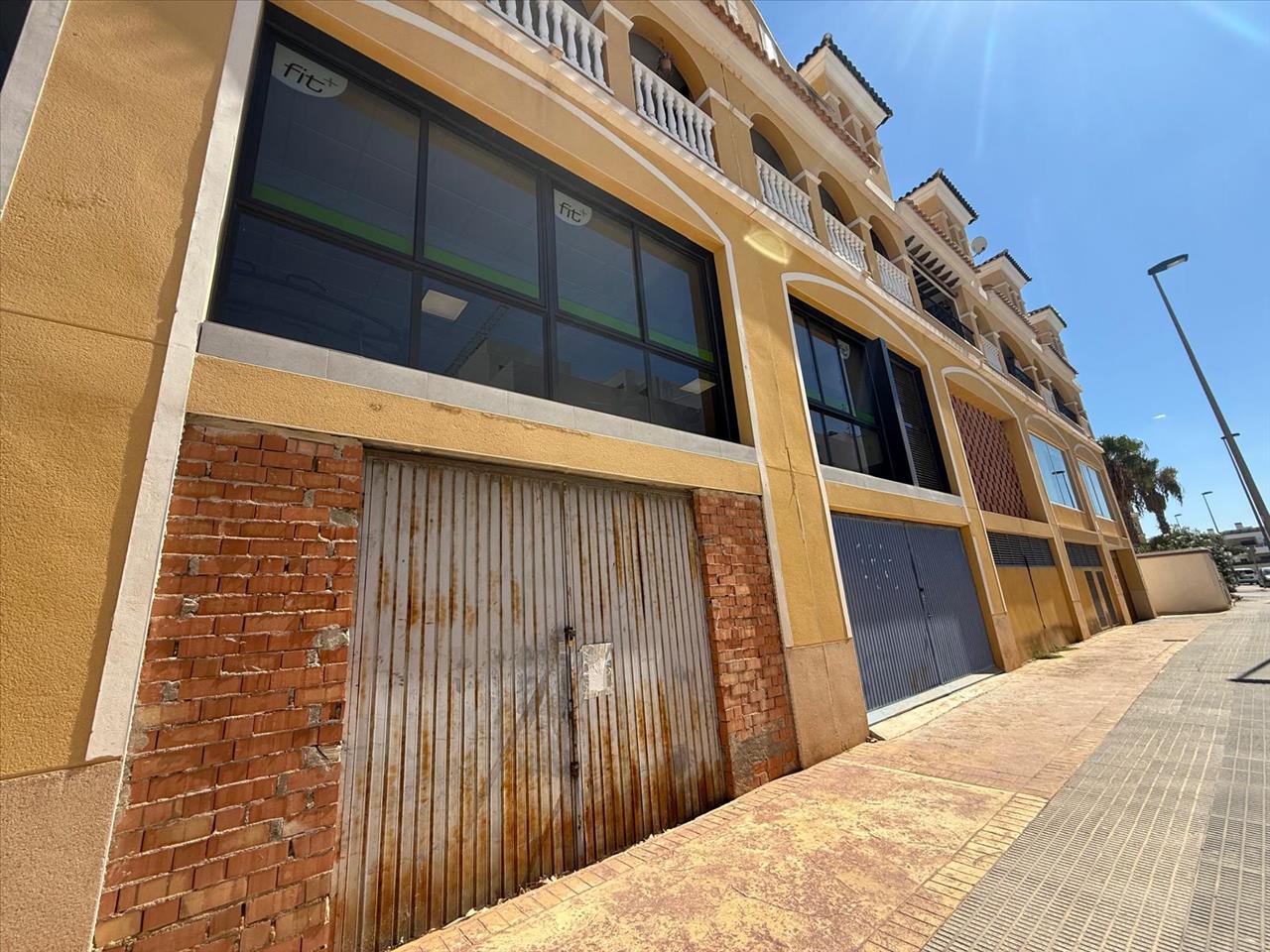 Terreno para Recuperação em Benijófar, Alicante - Image 2