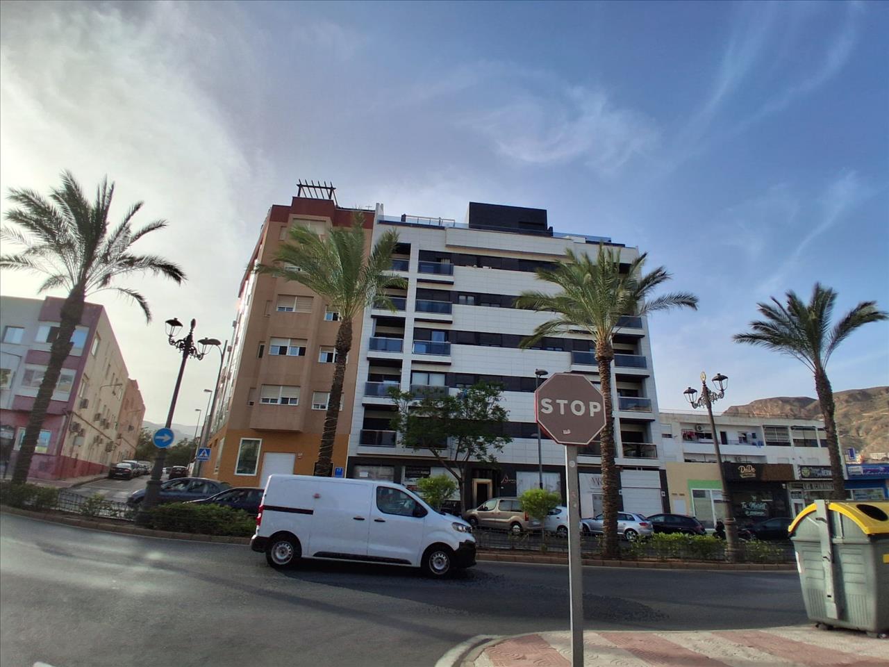 Vivienda en Roquetas de Mar, Almería