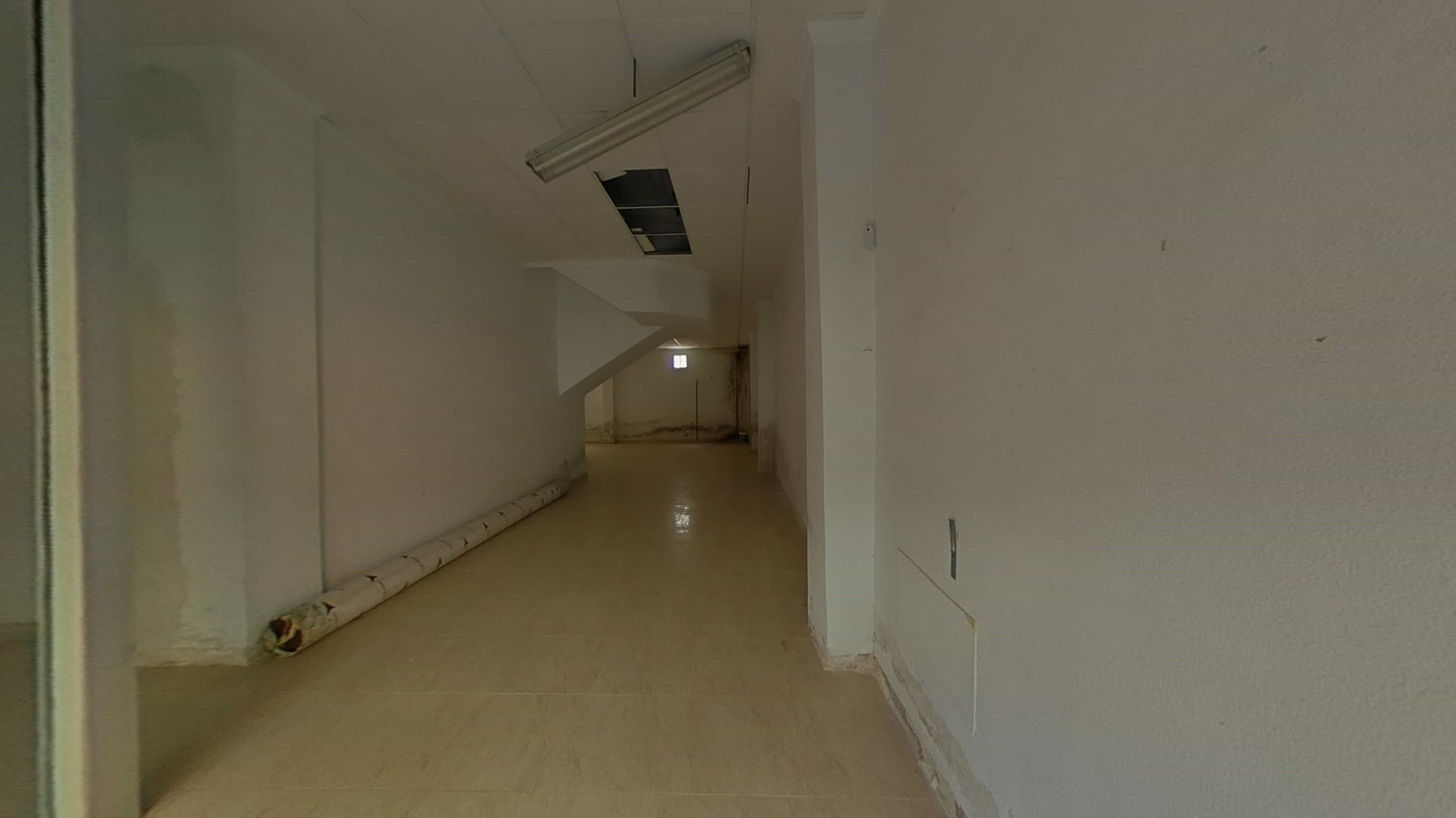 LOCAL COMERCIAL NO CENTRO DE TORREVIEJA - Image 10
