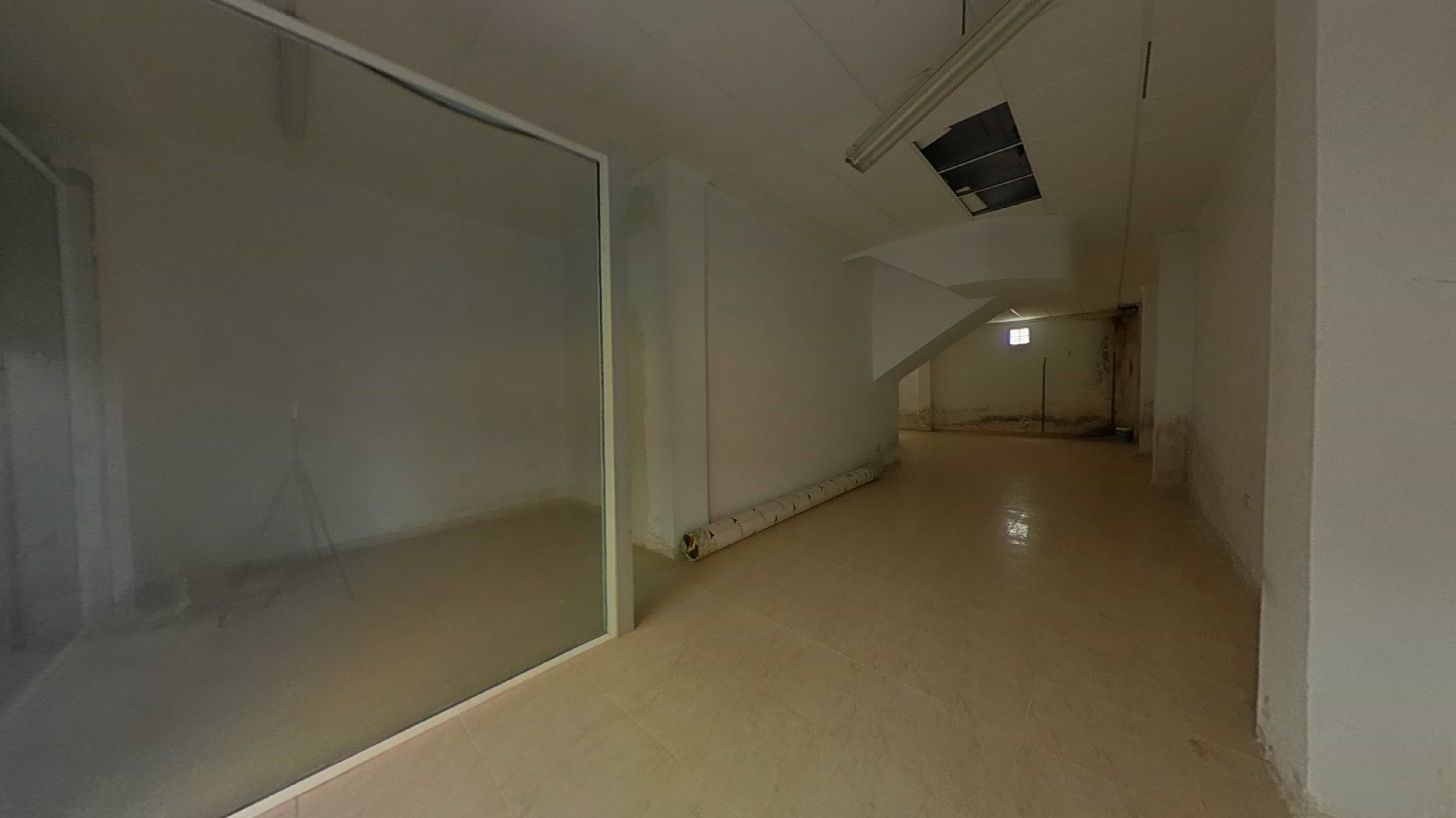 LOCAL COMERCIAL NO CENTRO DE TORREVIEJA - Image 13