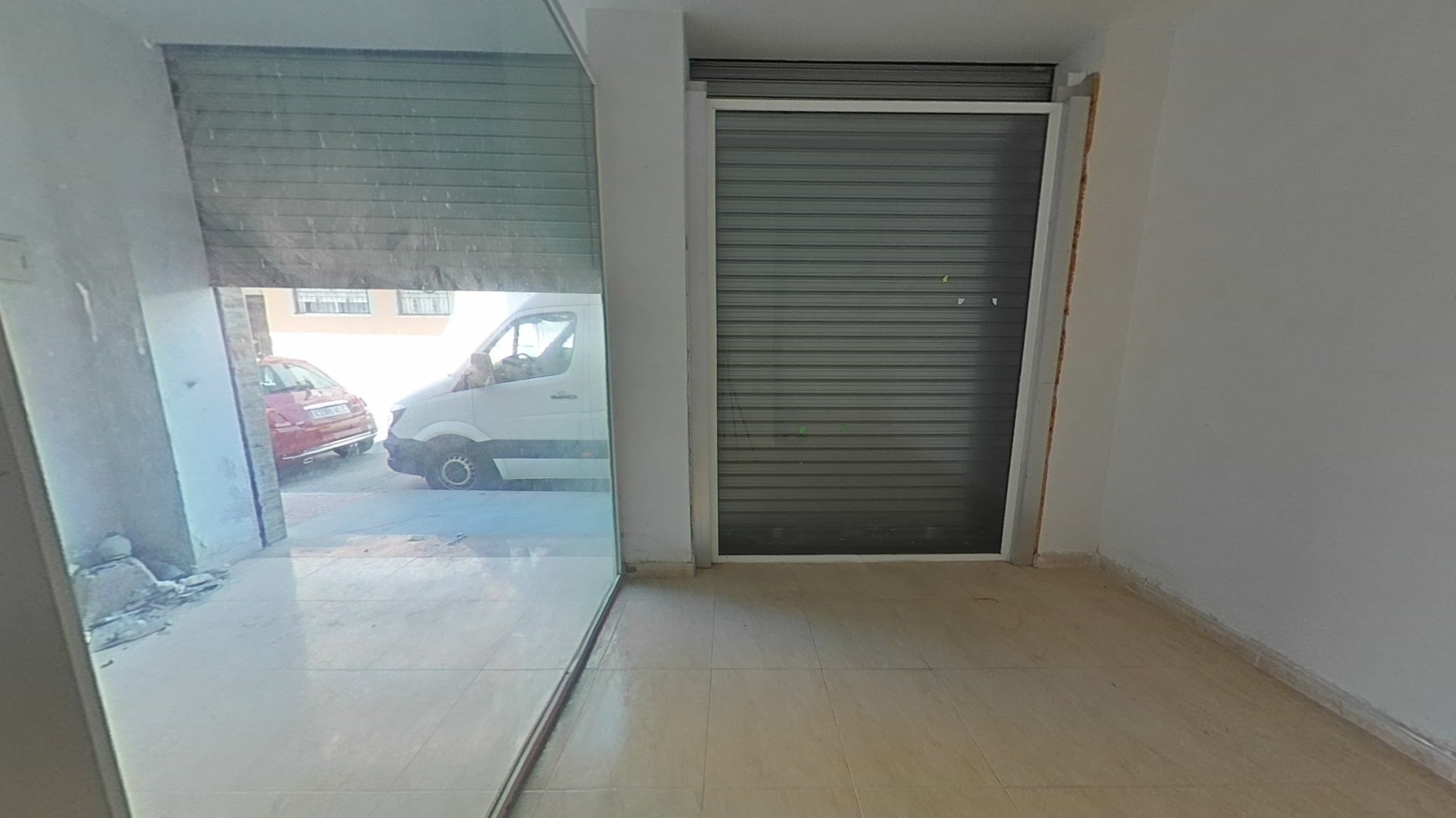 LOCAL COMERCIAL NO CENTRO DE TORREVIEJA - Image 14