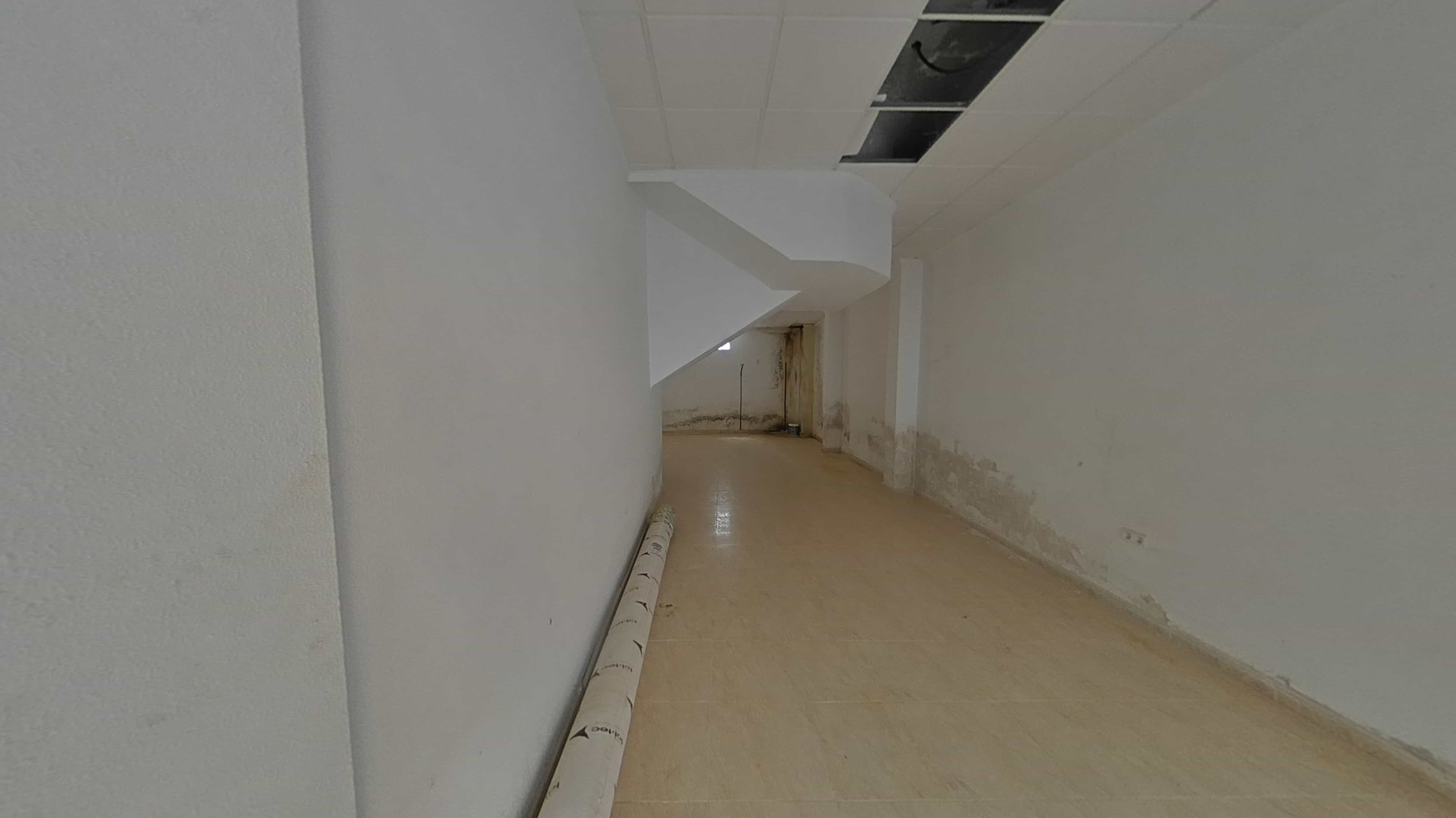 LOCAL COMERCIAL NO CENTRO DE TORREVIEJA - Image 18