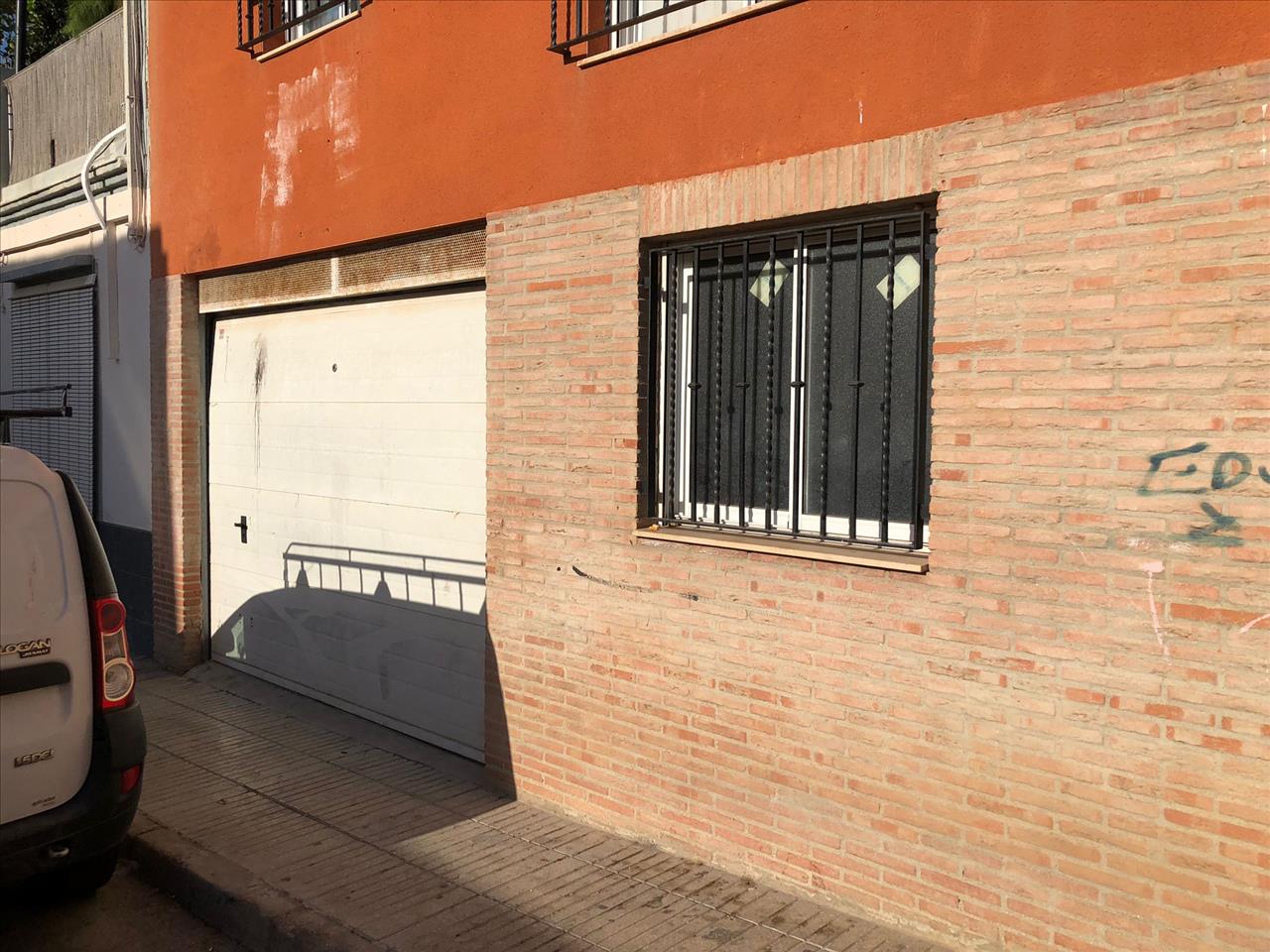 Venta de Garaje OKUPADO en Calle Numancia Nº 25 Alzira (Valencia/València) - Image 2