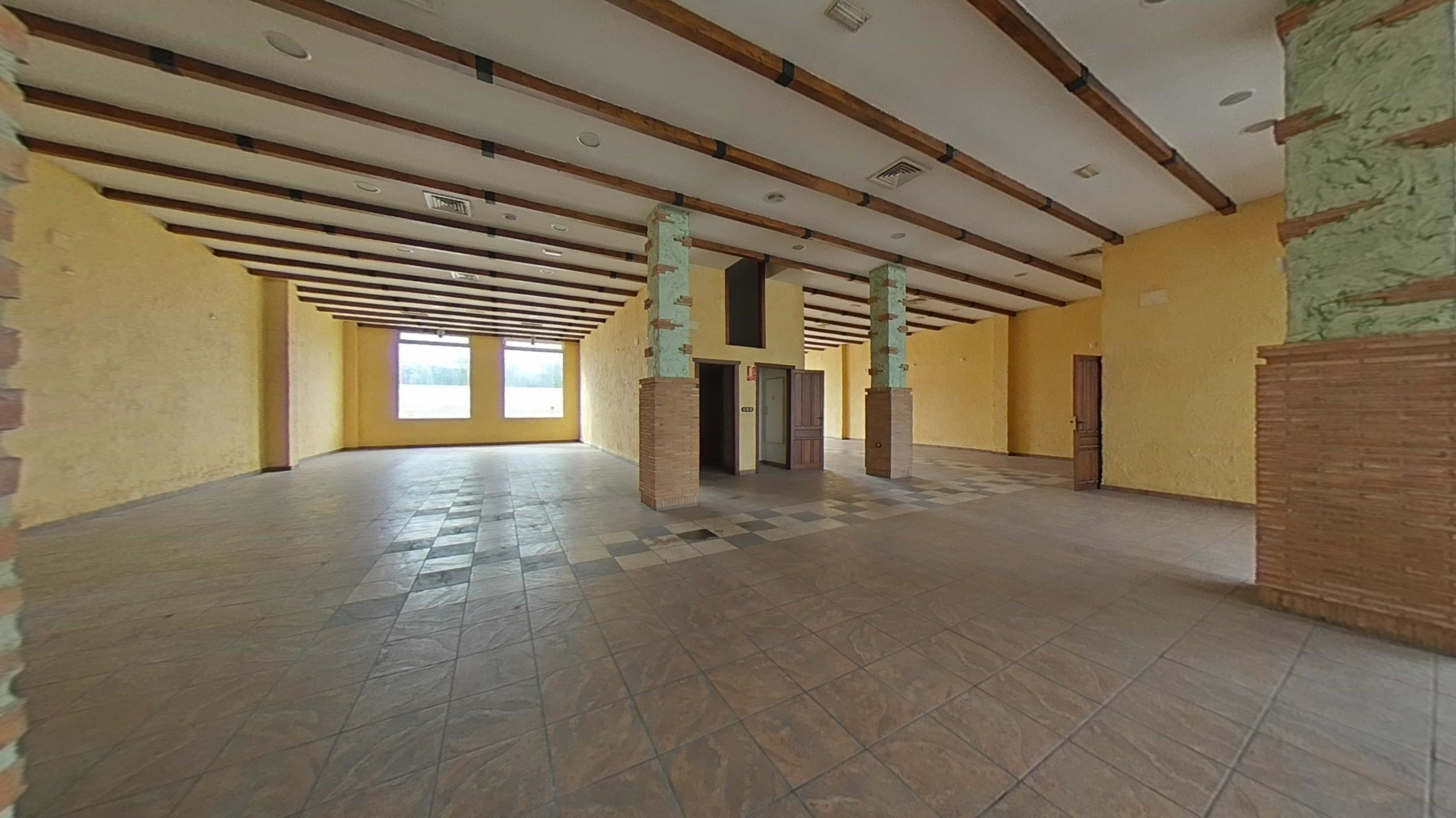 Local comercial en GOYA
