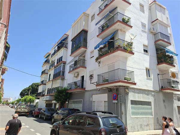 Piso en CL. BENAVENTE