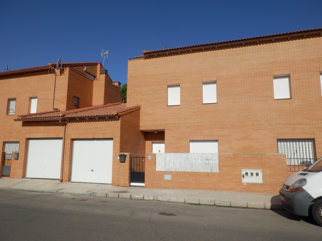 Vivienda en Chozas de Canales, Toledo