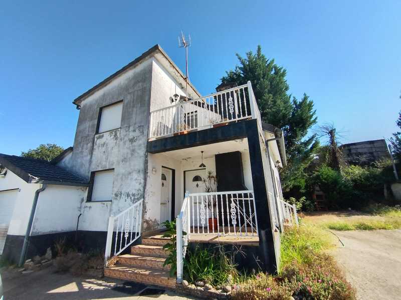 Casa en Ba Vides - Pereiras 11 Sin Planta