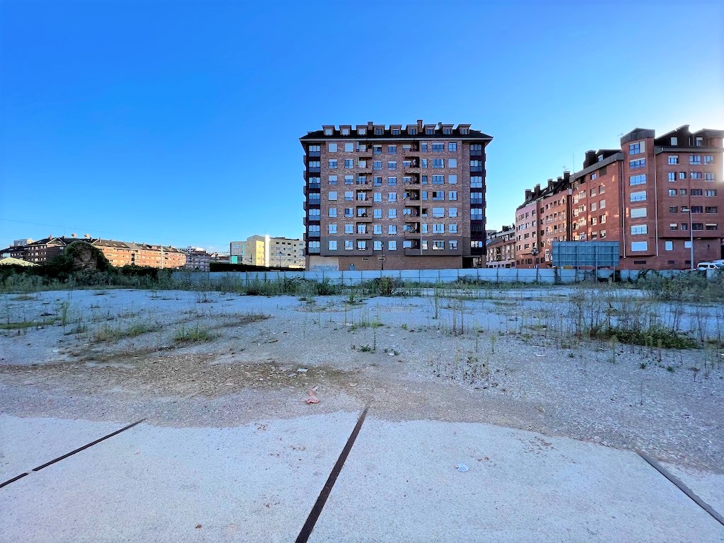 undefined - Image 4