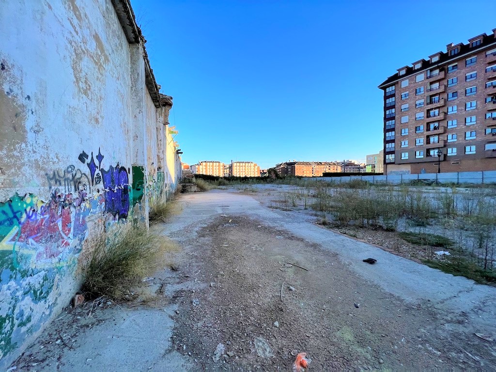 undefined - Image 5