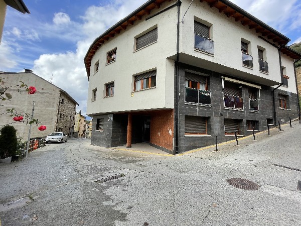 calle Barri Sant Pere, Valls de Valira (Les), Lleida