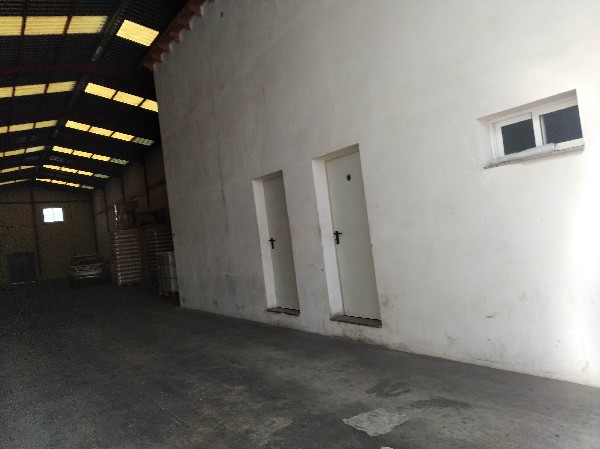 Espaço Comercial Amplo em Murcia - 632m² por 192.000€ - Image 4