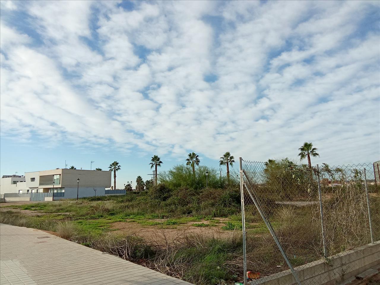 Moderna Moradia em València com Vista Deslumbrante - Image 4