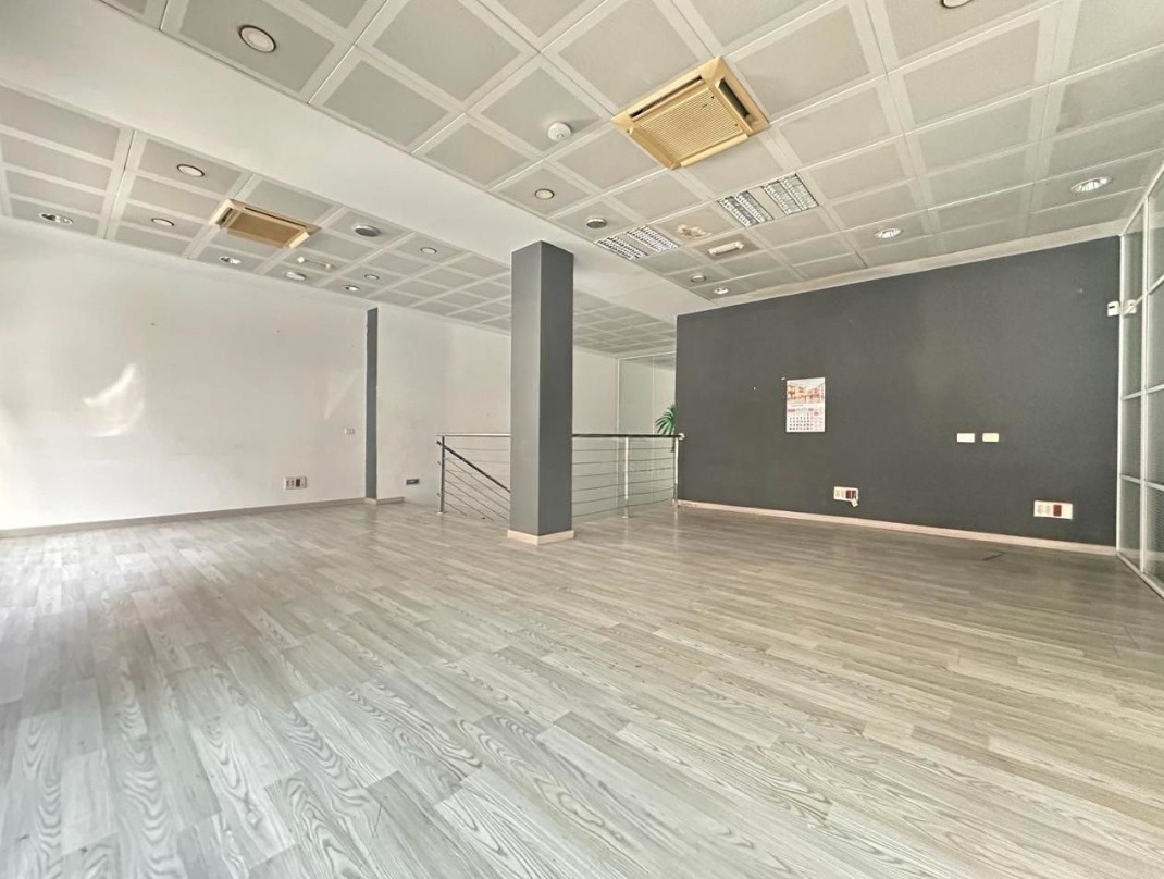 Local comercial en NICOLAS ESTEVANEZ
