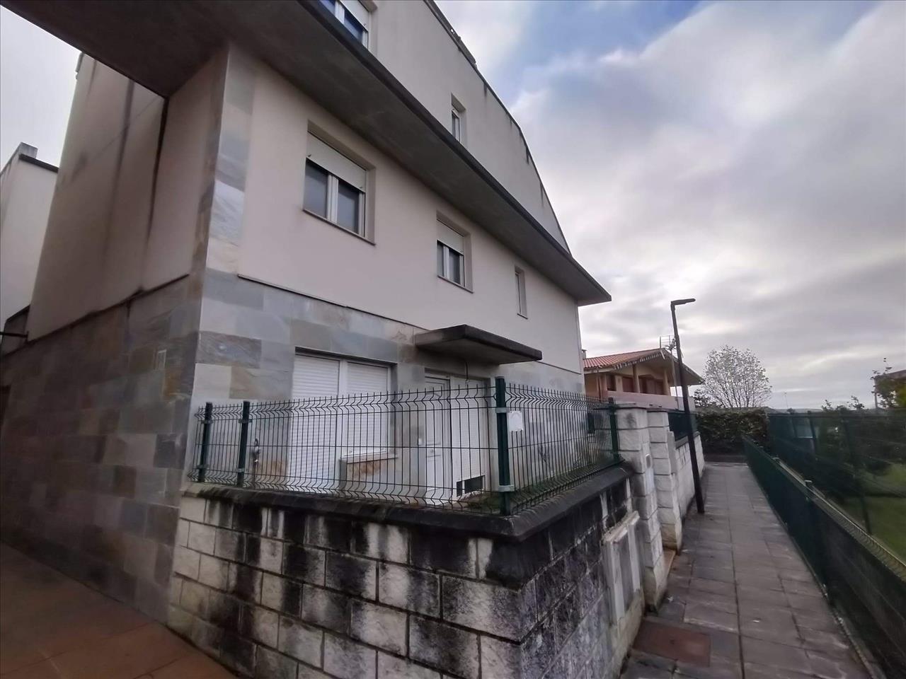 Casa en Oreña-Sanroque