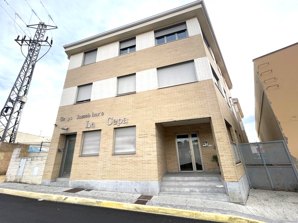 Local comercial en Camino Viejo