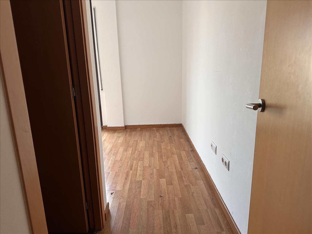 - Image 15
