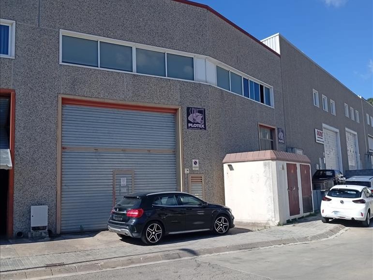 Nave industrial en CAN BERNAT