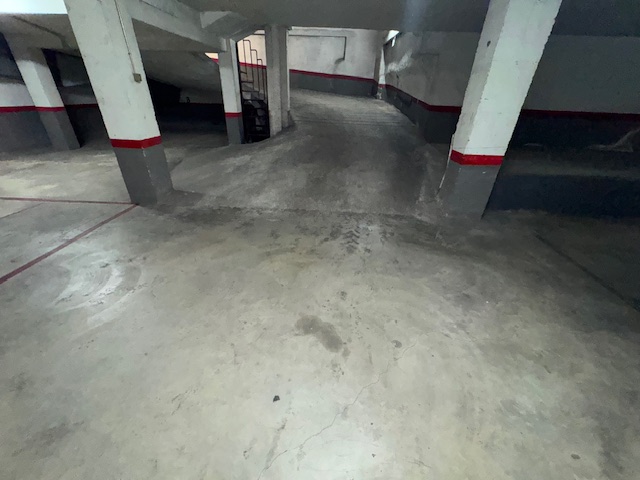 - Image 3