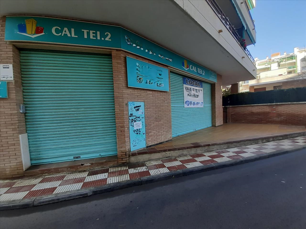 Local comercial en ISAAC ALBENIZ - FRANCISCO GOYA